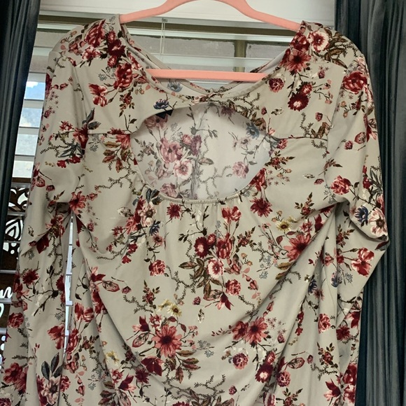 DAYTRIP FLORAL LONG SLEEVE LARGE - Picture 5 of 5